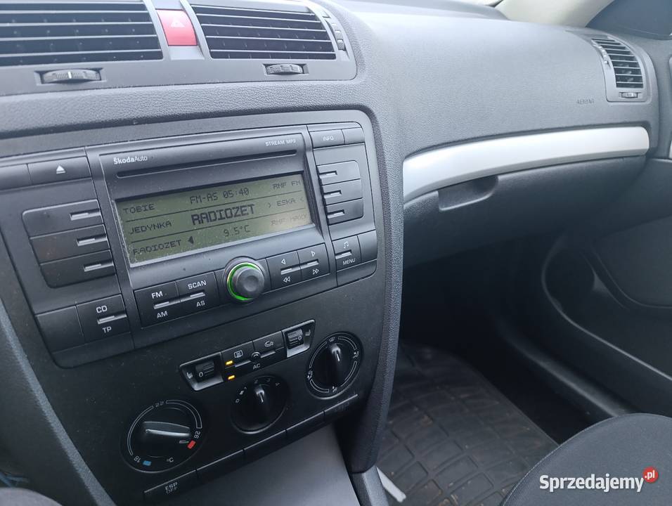 Skoda Octavia II 16 102 dolnośląskie Wałbrzych