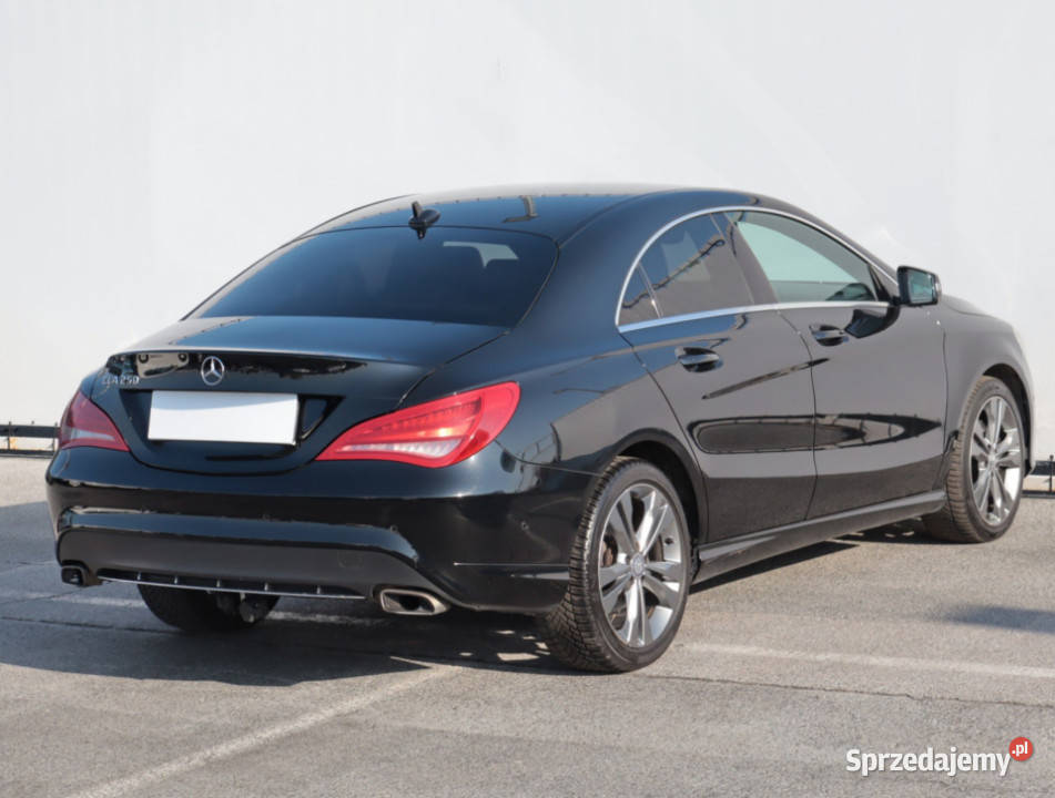 Mercedes CLA 250 reflektory ksenonowe CLA