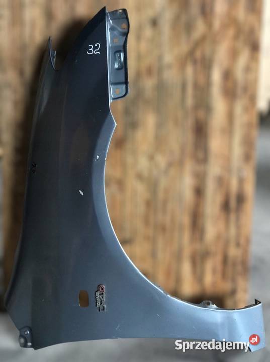 TOYOTA COROLLA E12 5D HB BŁOTNIK PRAWY PRZÓD Skołoszów sprzedam