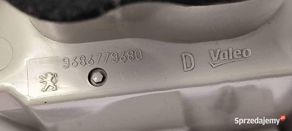 LAMPA PRAWA TYŁ PEUGEOT 508 RXH 9686779680 Lipno