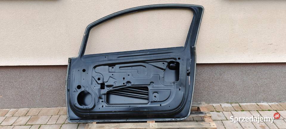 Corsa E 3d 3drzwiowa sprzedam nowe oryginalne Kampinos sprzedam