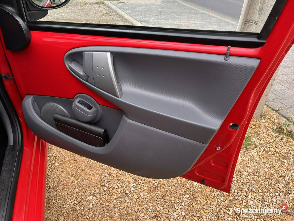 Toyota Aygo 10 1właściciel Stan BEz Oznak Częstochowa sprzedam