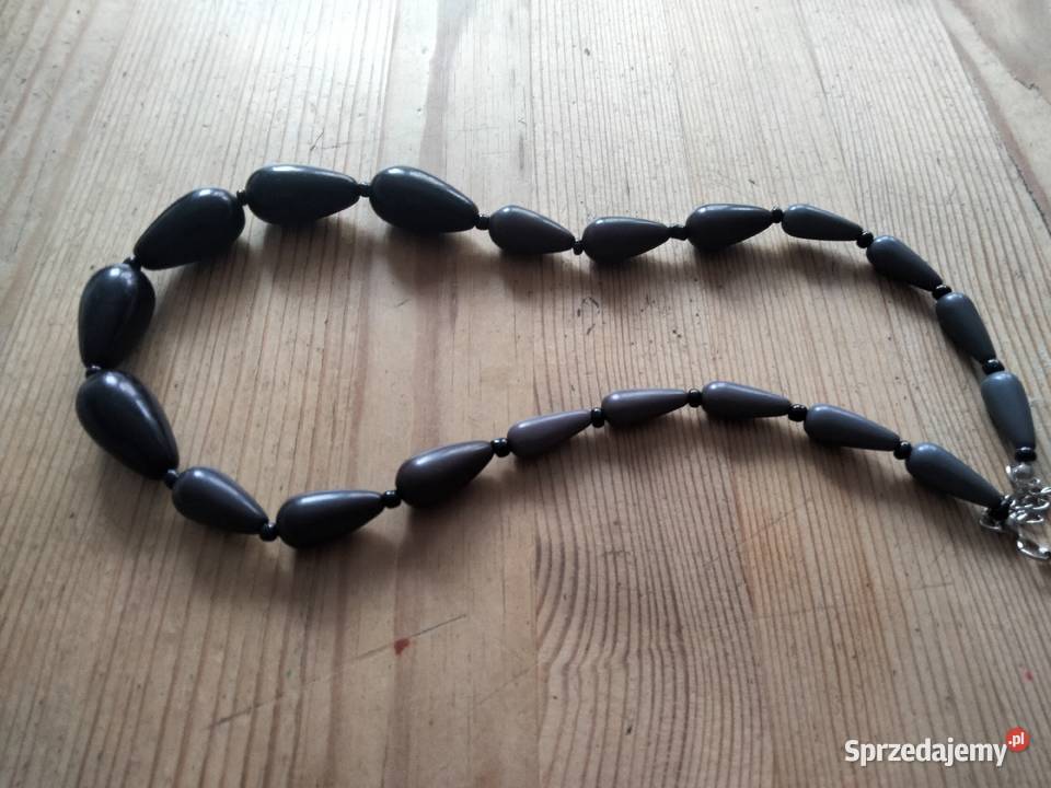 Korale kolor szary przechodzi w czerń Ostrów Wielkopolski