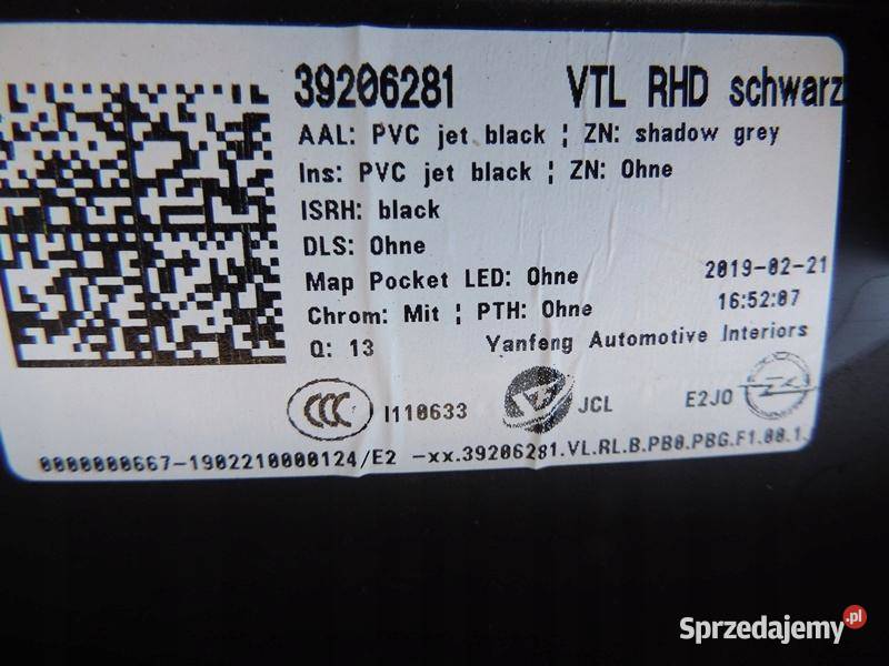 Opel Insignia B boczek tapicerka drzwi lewy sprzedam