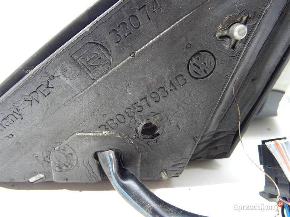 LUSTERKO PRAWE SKODA SUPERB I SedanLimuzyna 0108 sprzedam