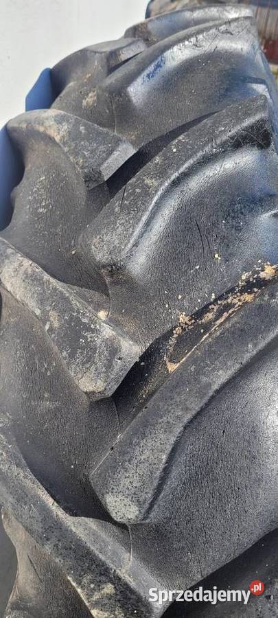 Opony z felgami Ursus 3512 124 R32 Stomil Ursus Kików