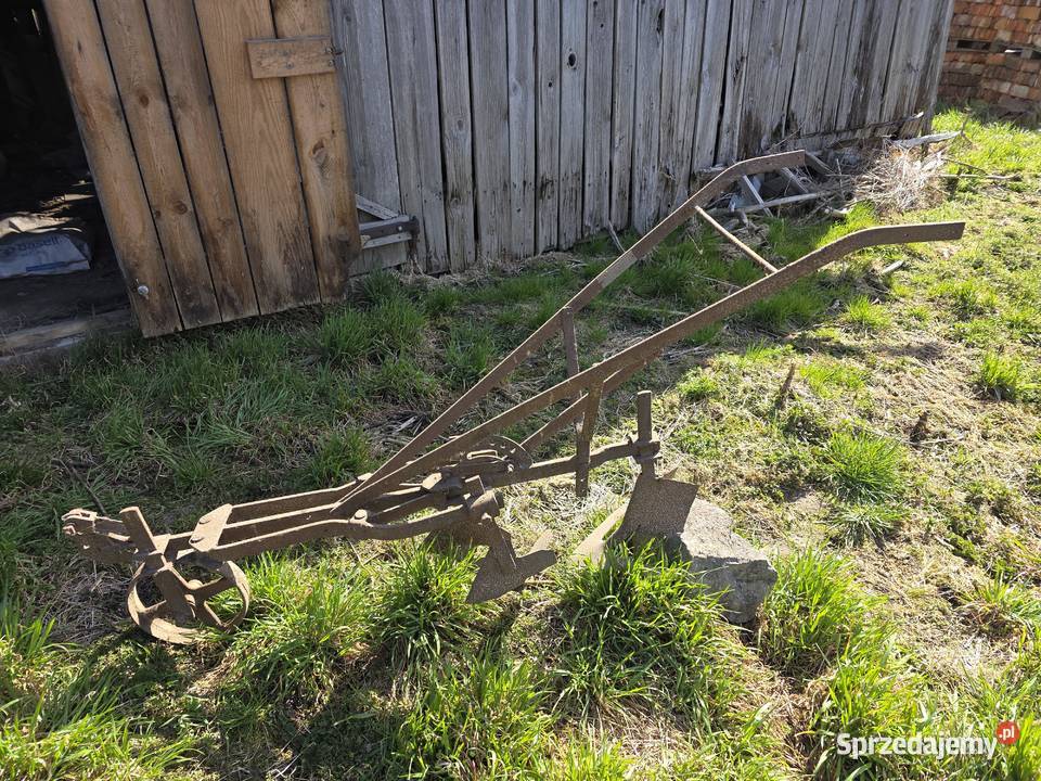 Zestaw sprzętów rolniczych konnych sprzedam