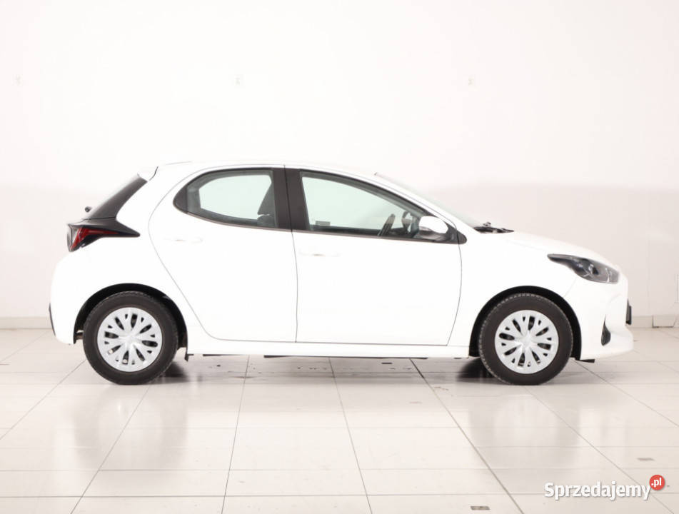 Toyota Yaris 15 VVTi kamera cofania Piaseczno