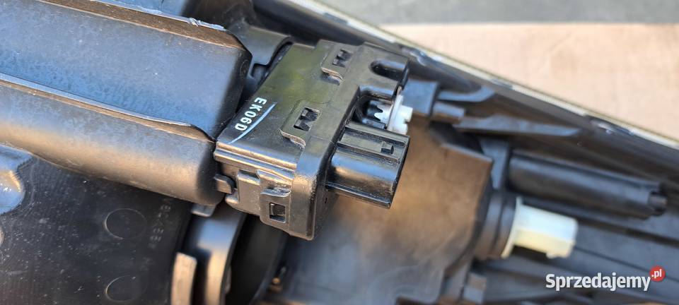Lampa Suzuki Swift 2015r lewa Łowicz sprzedam
