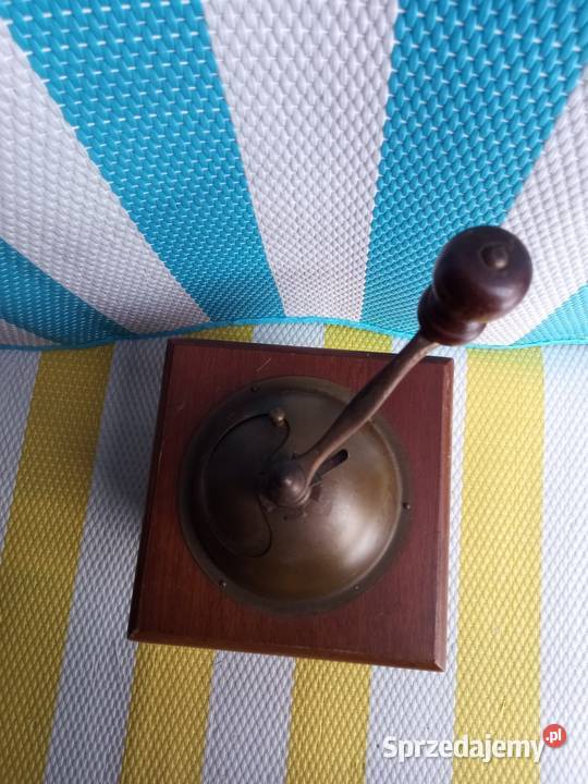 Młynek sprzedam Pozostałe Borówno