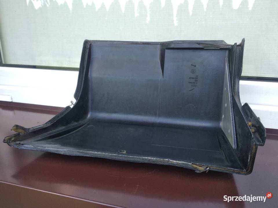 Audi 80 B4 obudowa pokrywa akumulatora oryginał Sieradz