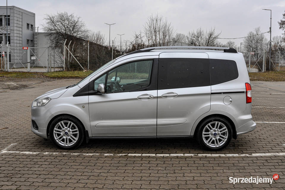 Ford Tourneo Courier 15TDCI Lift 2019 r Salon 1 Wrocław