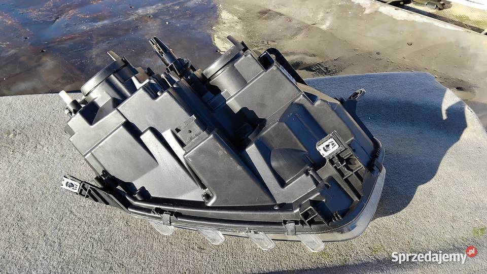 Dacia Duster II reflektor H7 LED nowy ORG EU KPL podkarpackie Mielec