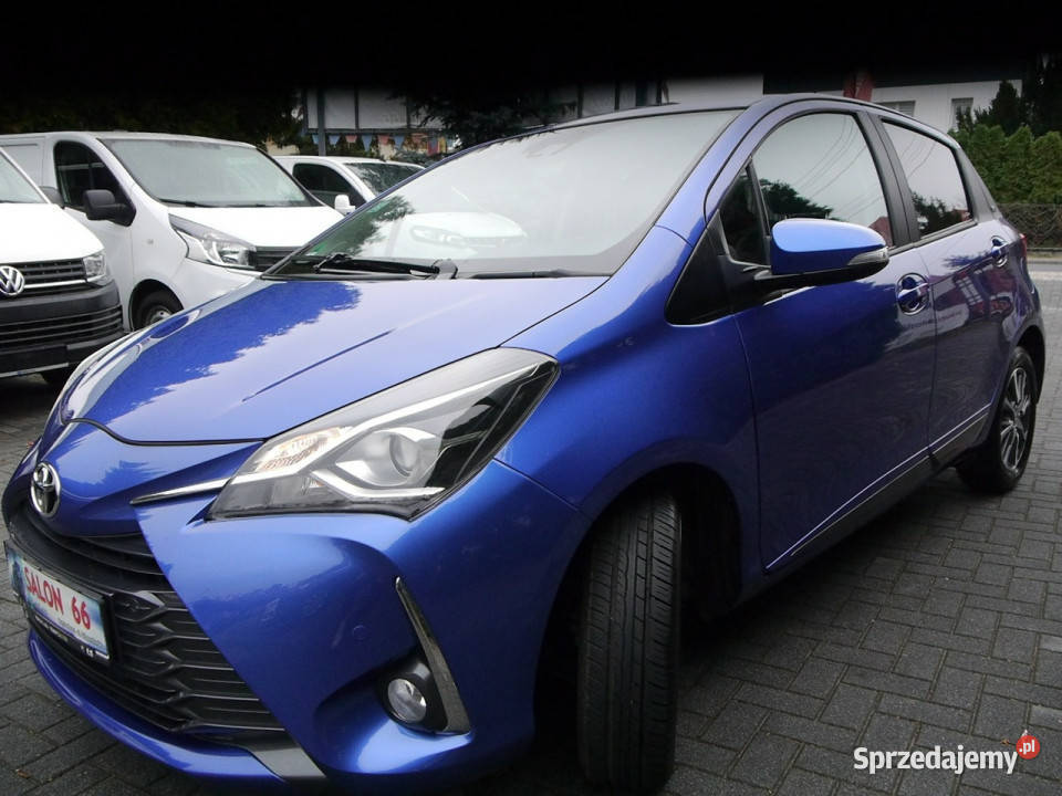Toyota Yaris 15benz 70 Kamera 6 biegów Stan Częstochowa