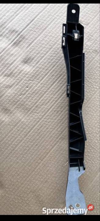 ŚLIZG ZDERZAKA PRZÓD PRAWY INSIGNIA B 13491383 wielkopolskie