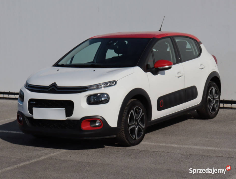 Citroen C3 12 PureTech światła przeciwmgielne Lublin