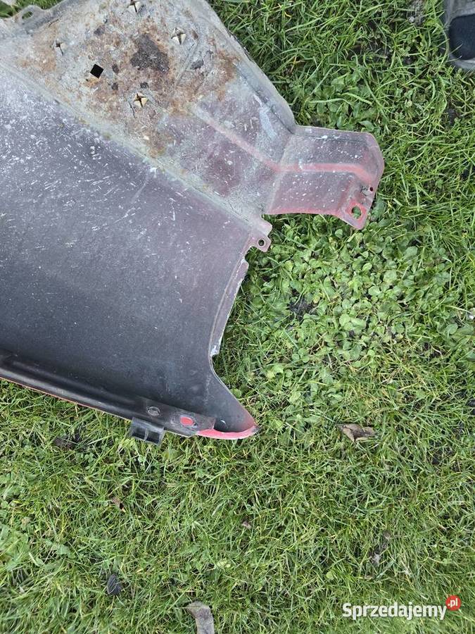 Błotnik prawy przód audi 80 b4 Złoczew