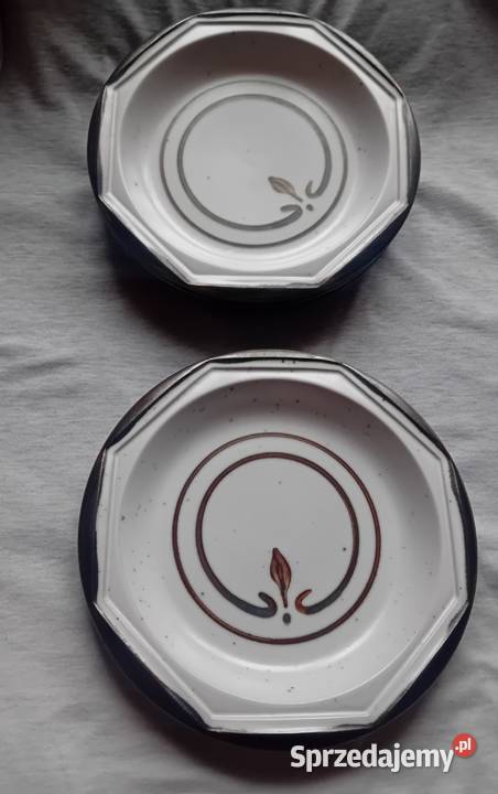 Zestaw 4 ceramicznych ręcznie malowanych talerzy