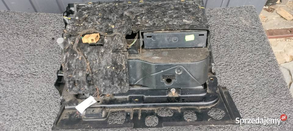 Schowek pasażera audi A7 S7 RS7 4G1880918 osobowe Przemyśl