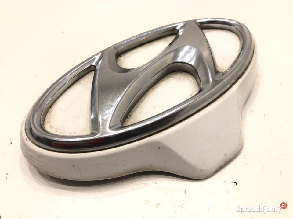 EMBLEMAT TYŁ HYUNDAI i30 Hatchback ZNACZEK LOGO