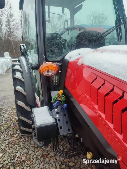 Ciągnik Sadownik x4090 N moc 90