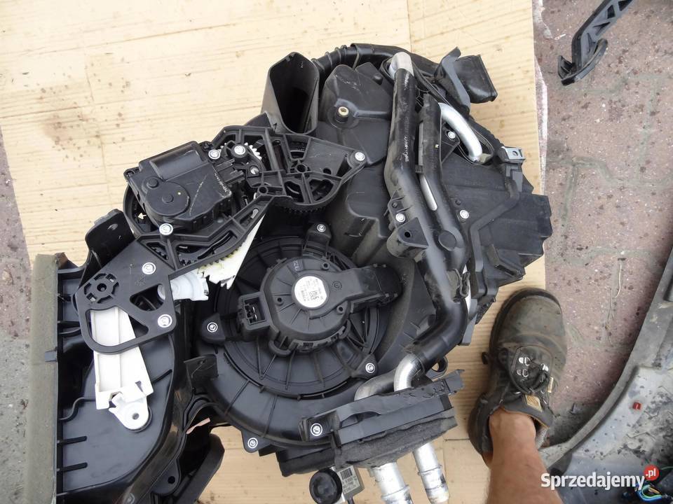 NAGRZEWNICA KLIMA FORD TOURNEO COURIER I 10
