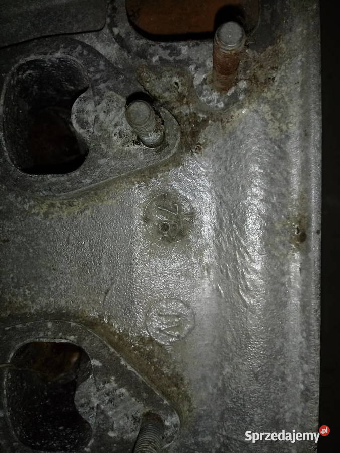 BMW e3 e9 głowica M30 12500199 głowice cylindrów