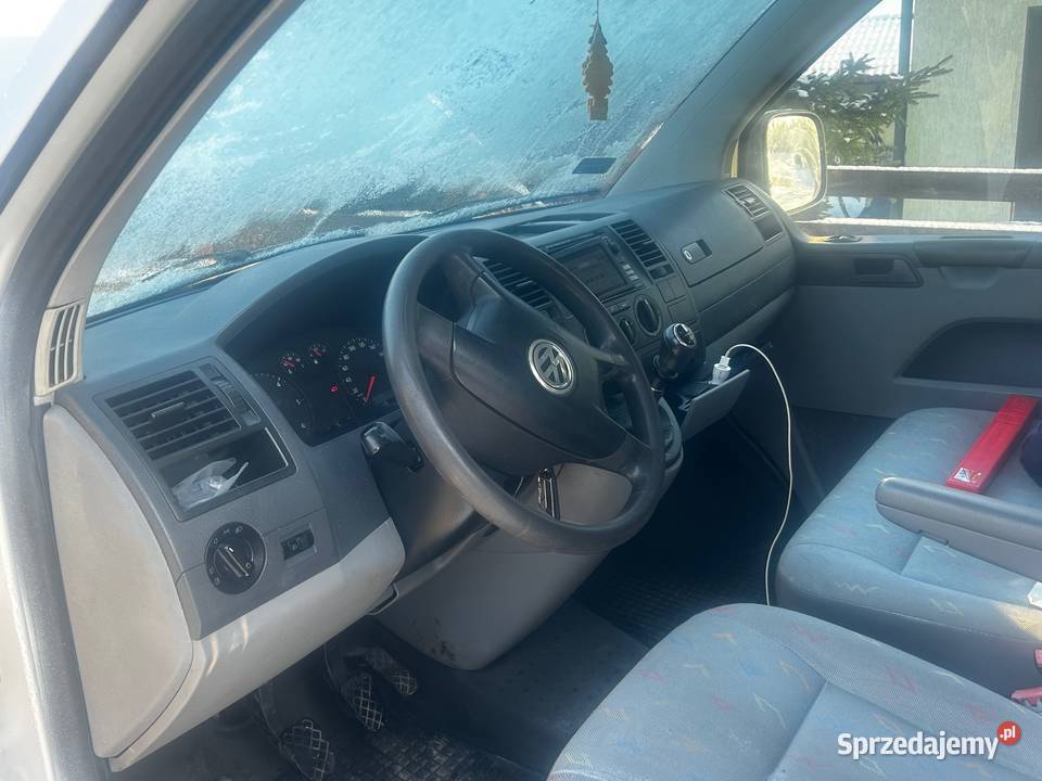 Volkswagen transporter T5 long 9 osób Sadlinki