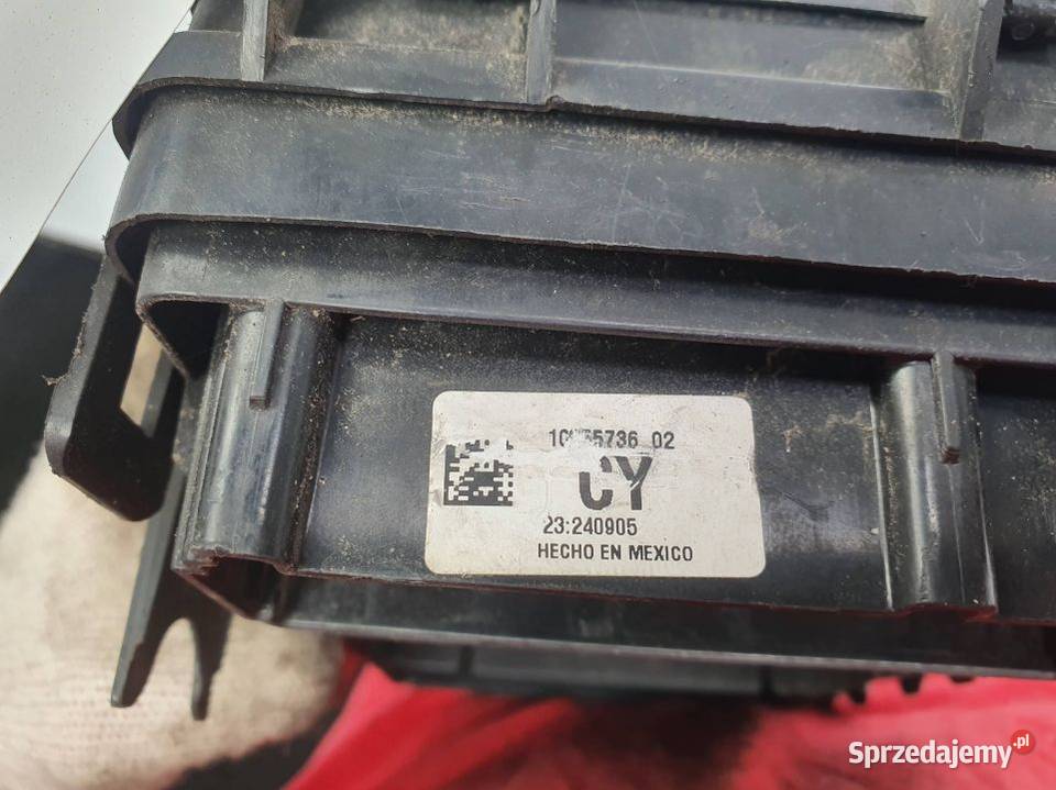 SKRZYNKA BEZPIECZNIKÓW CHEVROLET CORVETTE C6 Pozostałe