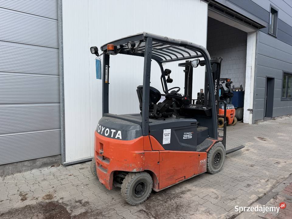 Toyota z nowej dostawy LPG DIESEL ELEKTRYCZNE Wózki widłowe Łask