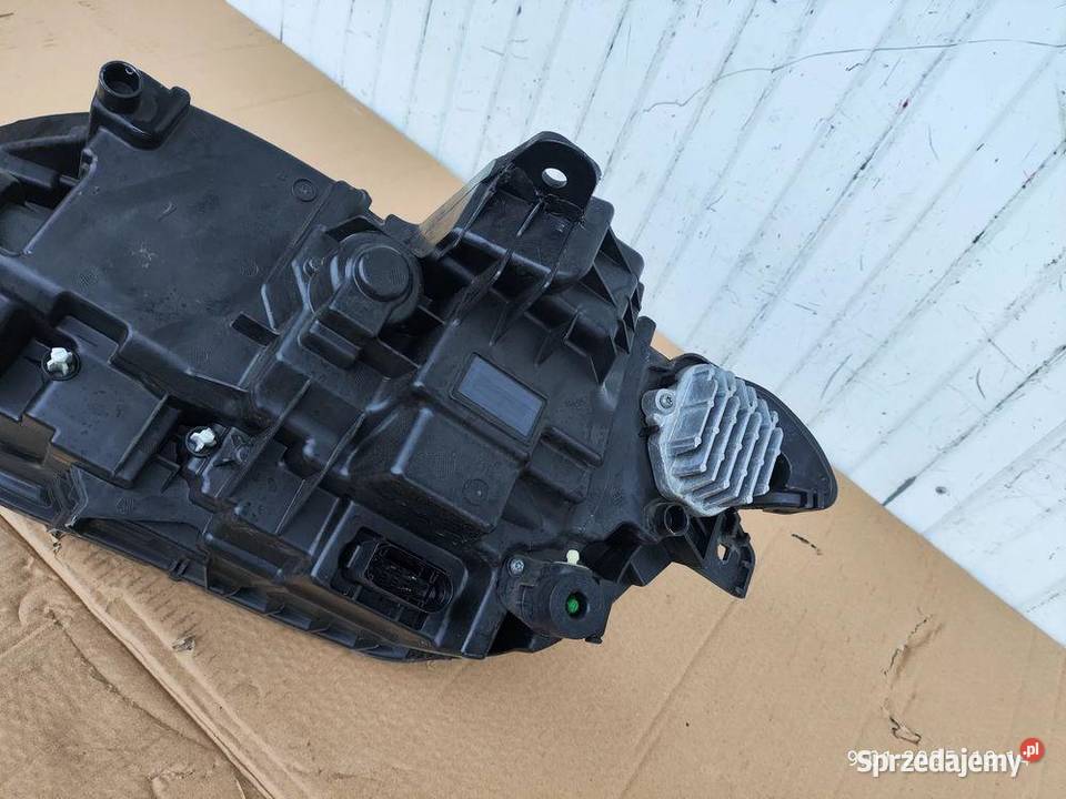 VOLVO XC90 II LIFT FULL LED LAMPA PRAWA PRZÓD osobowe Lampy przednie