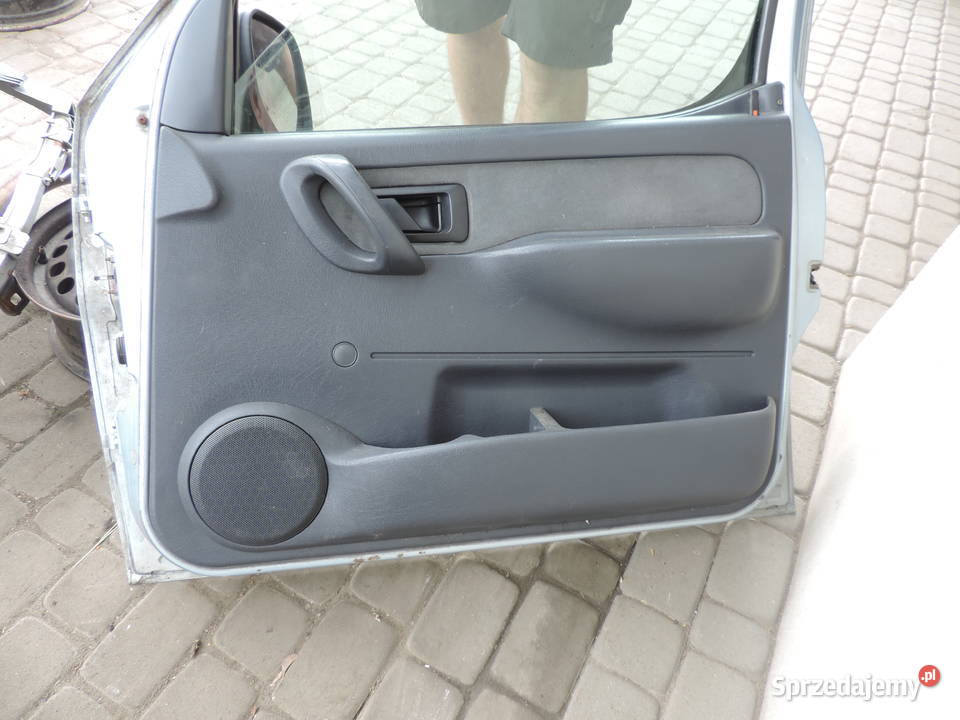 PEUGEOT PARTNER 1 DRZWI PRAWE PRZEDNIE EYLC Nowy Sącz sprzedam