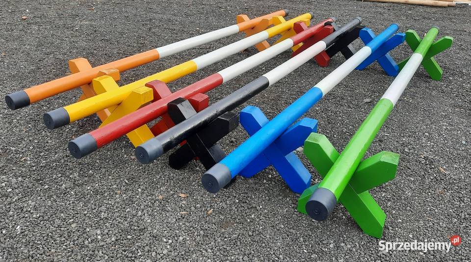 Przeszkody jeździeckie parkur stojaki Pozostałe łódzkie Parzniewice
