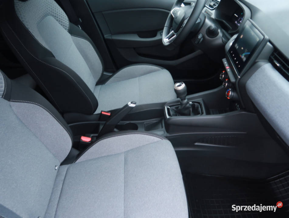 Renault Clio 10 TCe benzyna Clio