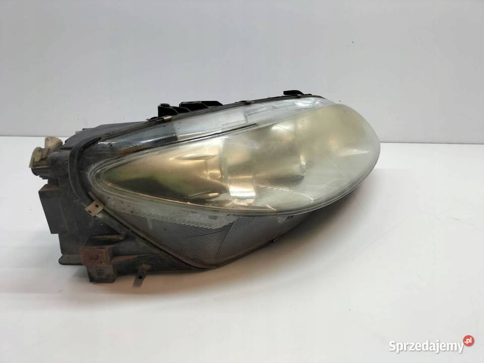 LAMPA PRZÓD PRAWA XENON EUROPA Mazda 6 I