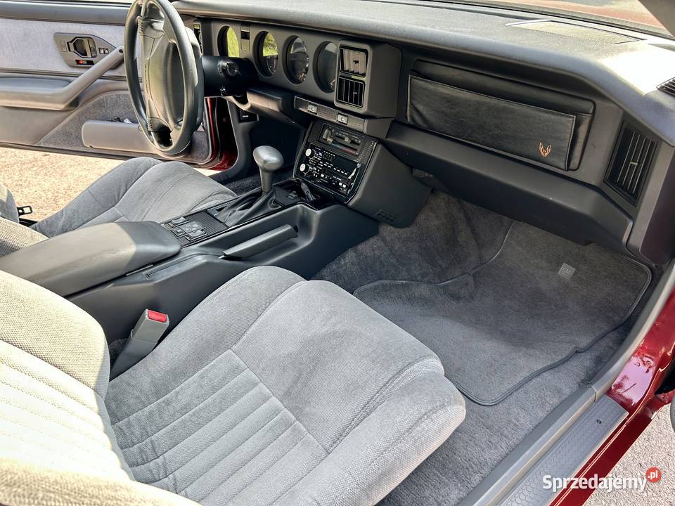 Pontiac Firebird 1991 50 V8 stan kolekcjonerski mazowieckie Ząbki