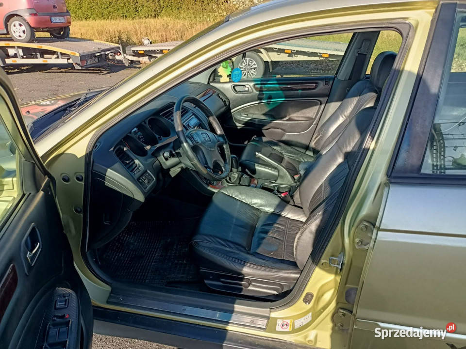 Honda Accord Honda Accord 18 Vtec 136 99r VI benzyna