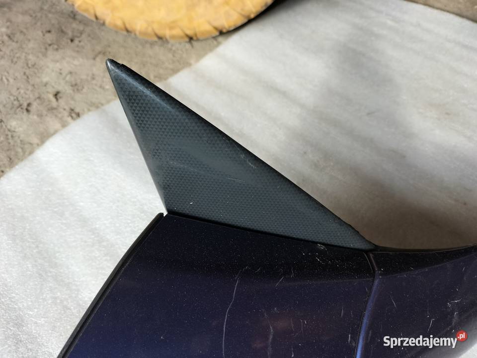 Opel Vectra B LUSTERKO PRAWE Części