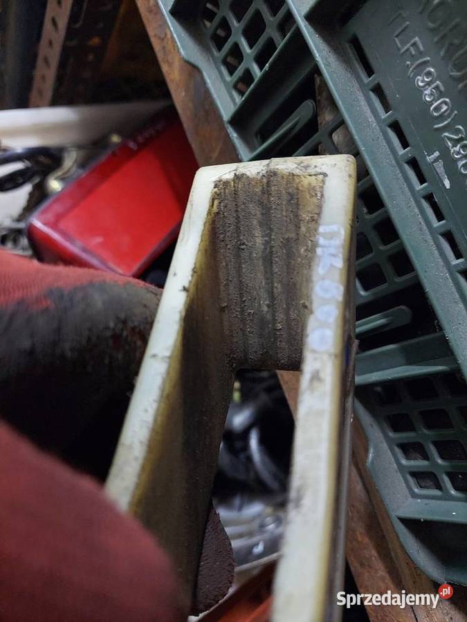 Suzuki DR 800 ślizg wahacza łańcucha prowadnica sprzedam