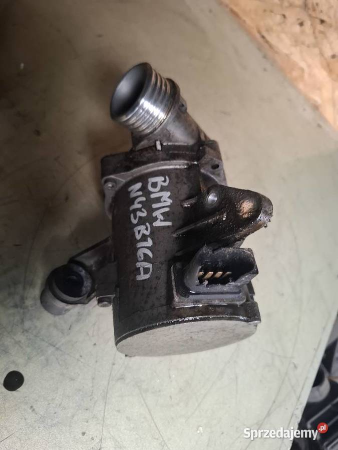 BMW E60 E90 E87 16 N43B16A pompa wody osobowe Kielce