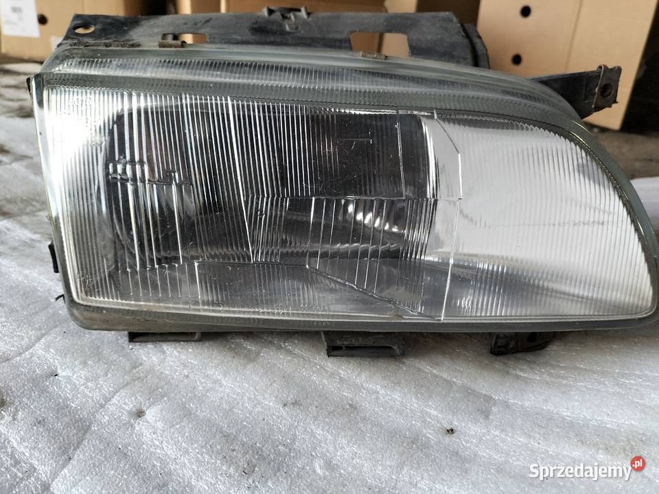 CITROEN BERLINGO LAMPA PRZÓD PRZEDNIA PRAWA Kamień-Kolonia