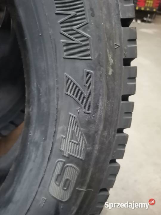 31545R225 Bridgestone M749 oryg