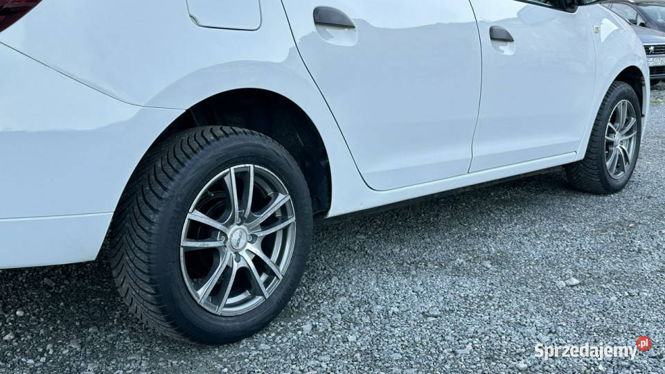 Dacia Logan Benzyna Salon Polska Niski Przebieg klimatyzacja Elbląg