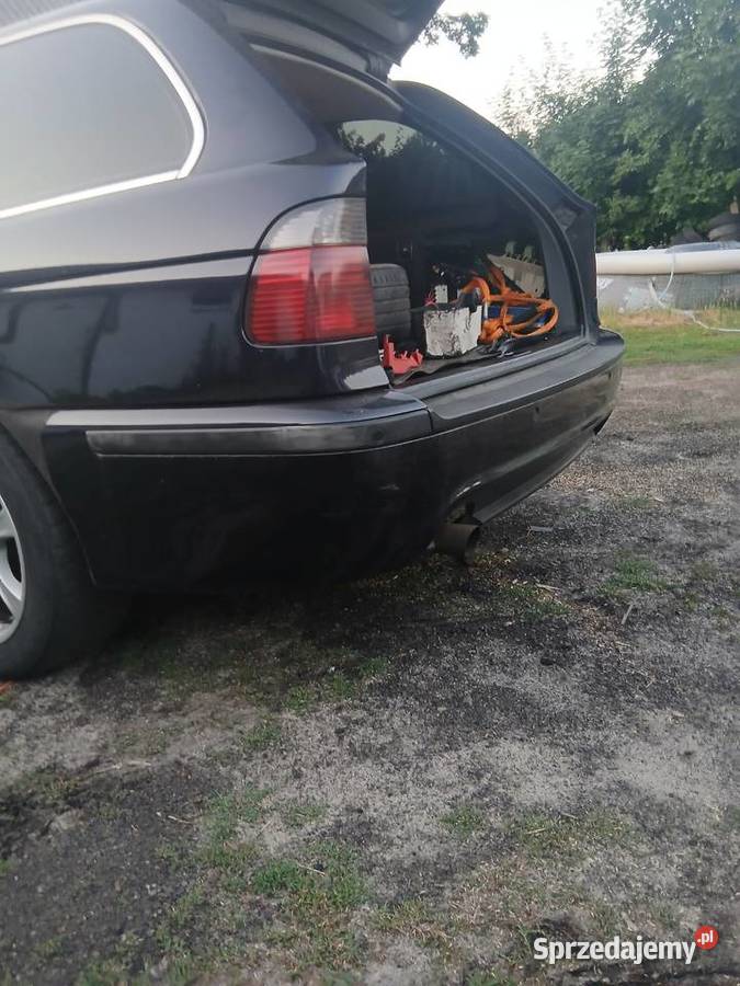 Zderzak mpakiet tyl bmw e39 touring Orientblau Rok produkcji 2004 Pionki