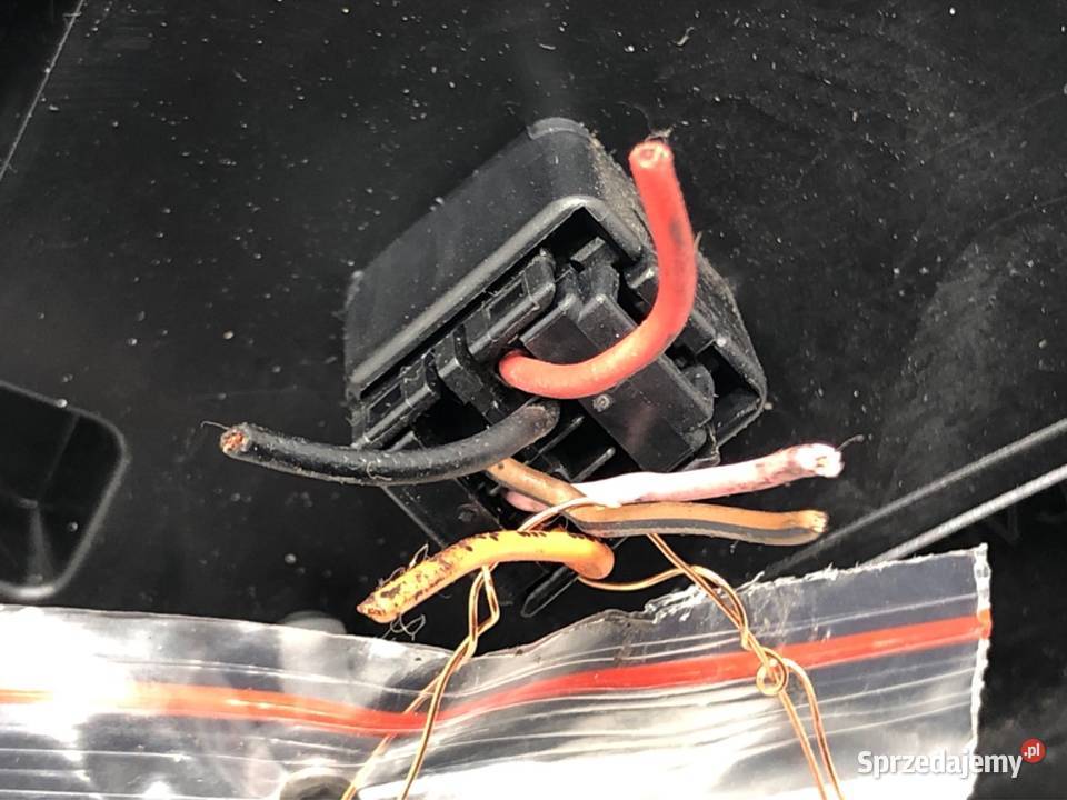 LUSTERKO LEWY KIA CEED Kombi 0712 ZEWNĘTRZNE osobowe