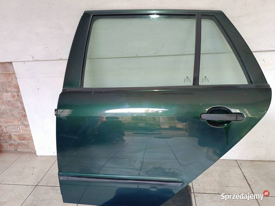 SKODA FABIA KOMBI DRZWI TYLNE LEWE 9570 Zgorzelec