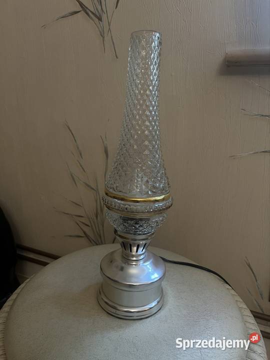 Piękna lampka naftowa Vintage Lampy Żary