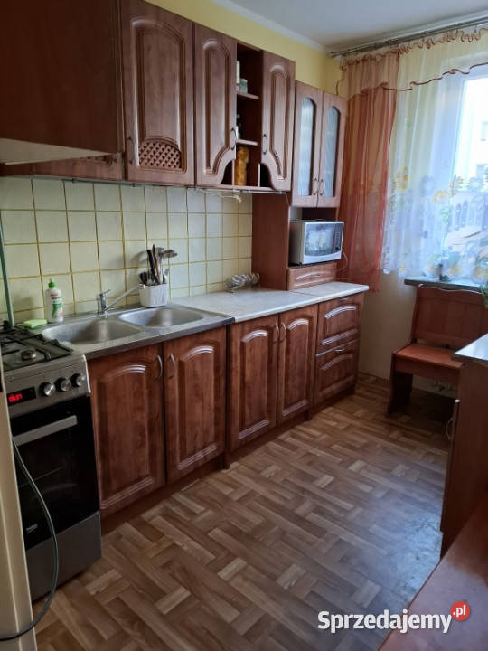 Sprzedam 3 pokojowe mieszkanie w Poniatowej woj