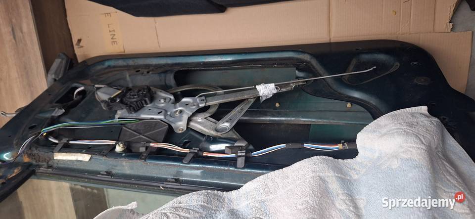 BMW E36 compact drzwi bostongrun oryginalny