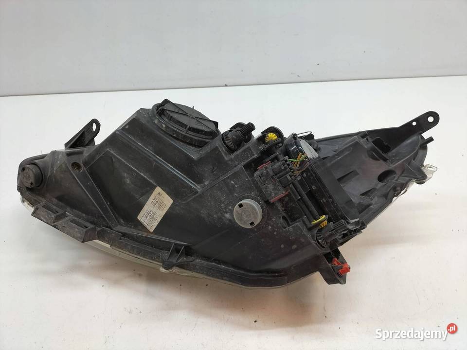 LAMPA PRZÓD PRAWA EU 13186382EF Opel Corsa IV